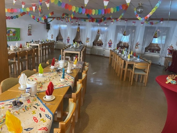 Karneval OV Gohfeld/Obernbeck mit 90 Teilnehmern an 28.02.2025