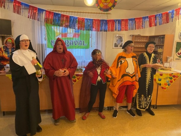 Karneval OV Gohfeld/Obernbeck mit 90 Teilnehmern an 28.02.2025