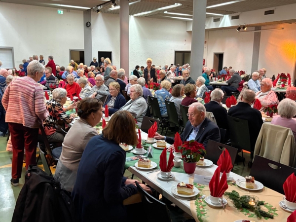 Seniorenweihnachtsfeier 2025 mit dem Shanty-Chor Binnenschiffer