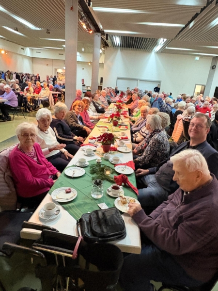 Seniorenweihnachtsfeier 2025 mit dem Shanty-Chor Binnenschiffer