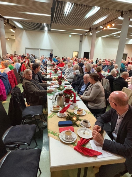 Seniorenweihnachtsfeier 2025 mit dem Shanty-Chor Binnenschiffer